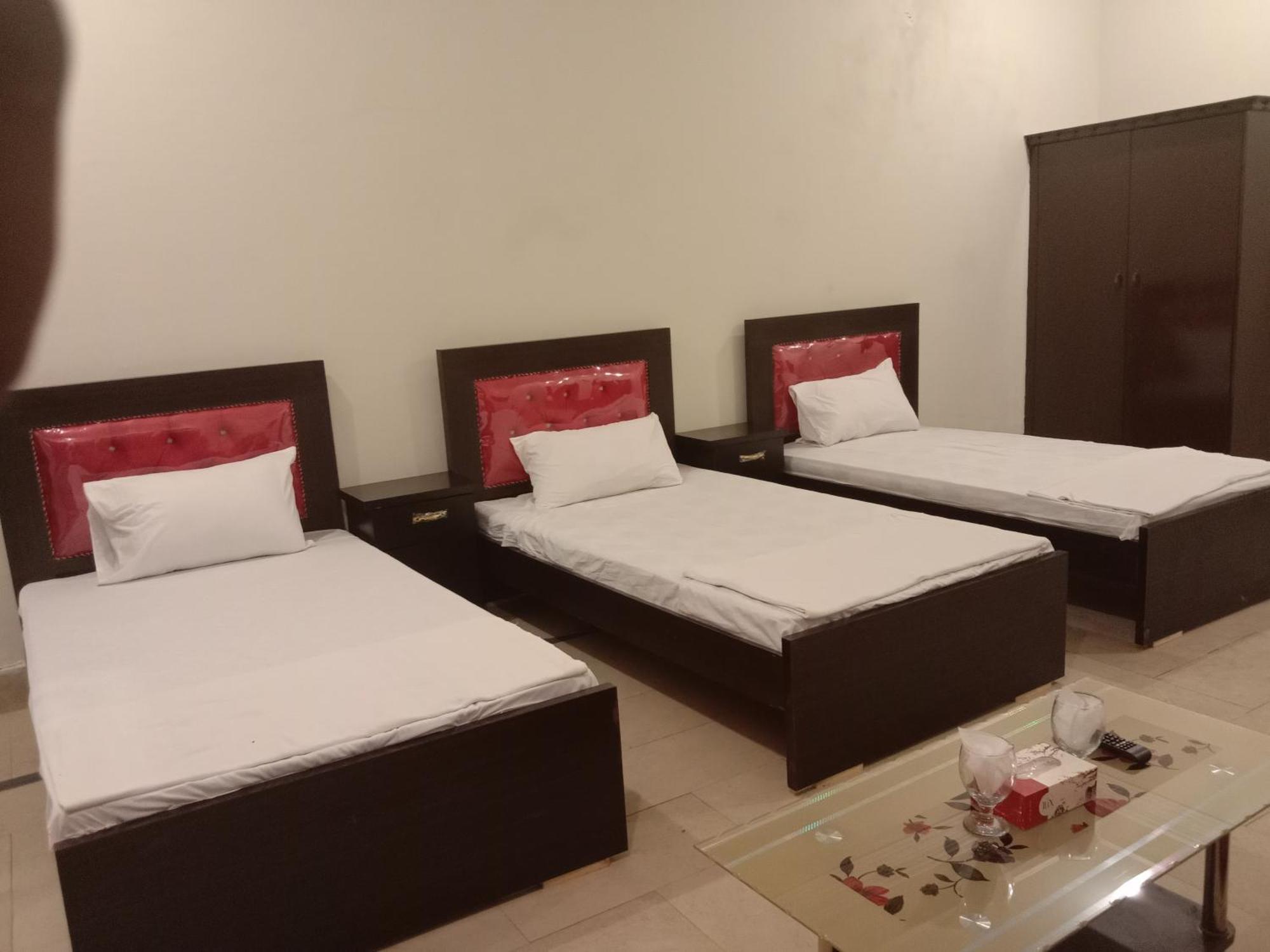 Regal Guest House Bahawalpur 外观 照片